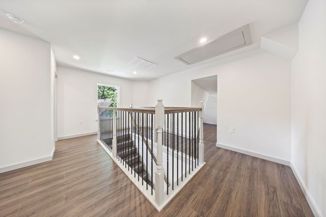 200 S Shore Drive, Dallas, TX 75216