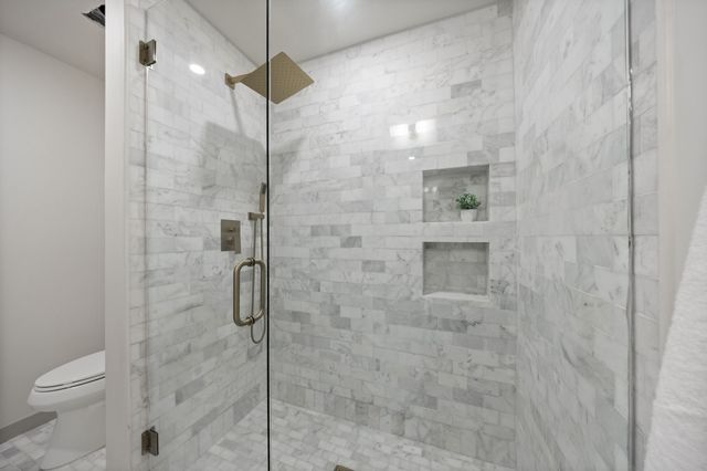 200 S Shore Drive, Dallas, TX 75216