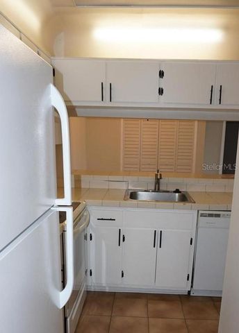 5219 VIA HACIENDA CIRCLE B209, Orlando, FL 32839