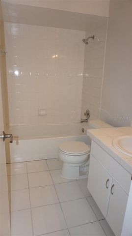 5219 VIA HACIENDA CIRCLE B209, Orlando, FL 32839