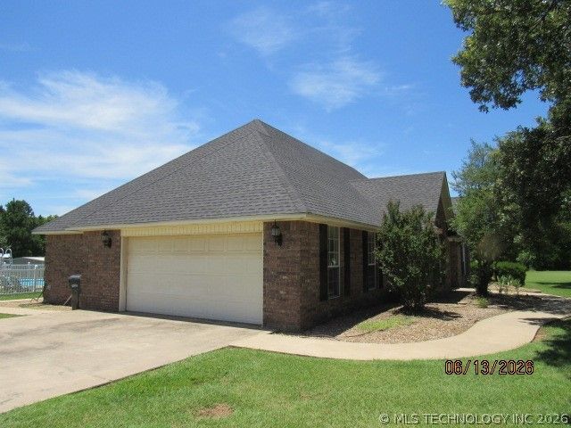 512 Oakland, Ardmore, OK 73401