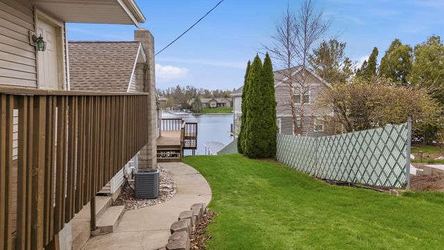 N50W35328 Wisconsin AVENUE, Oconomowoc, WI 53066