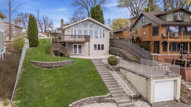 N50W35328 Wisconsin AVENUE, Oconomowoc, WI 53066