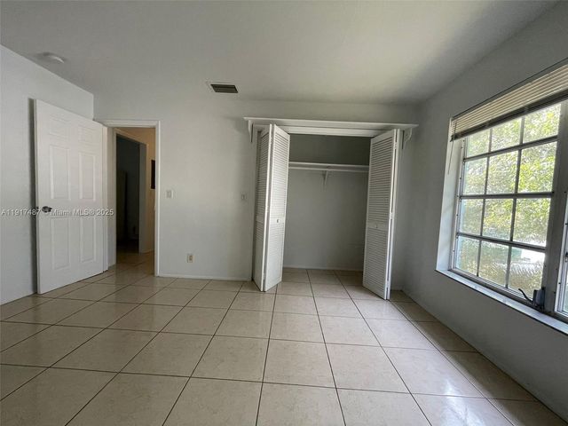 4951 Wedgewood Way 6, West Palm Beach, FL 33417