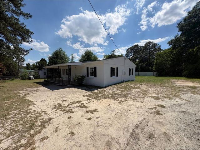 2690 Belhaven Road, Fayetteville, NC 28306