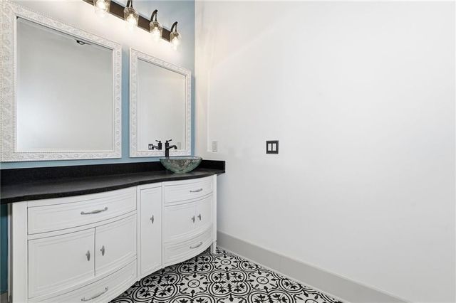 738 Overlook Trail, Acworth, GA 30101