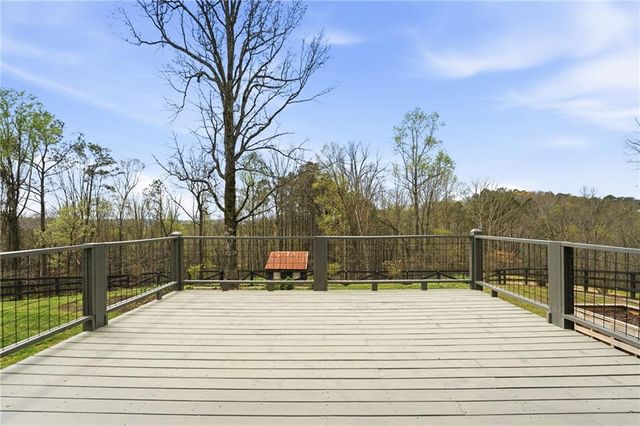 738 Overlook Trail, Acworth, GA 30101