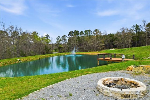 738 Overlook Trail, Acworth, GA 30101