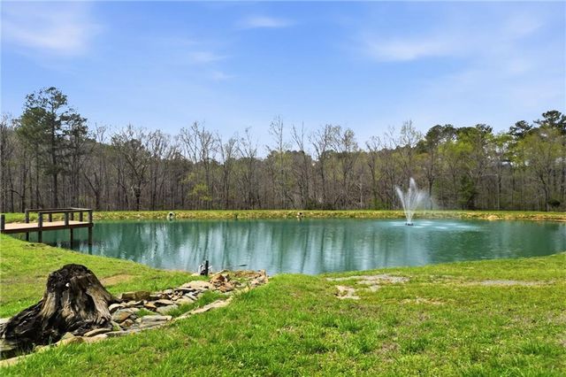 738 Overlook Trail, Acworth, GA 30101