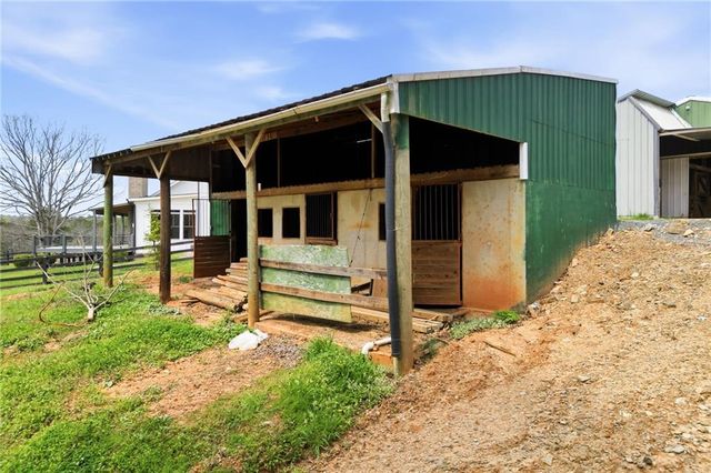 738 Overlook Trail, Acworth, GA 30101