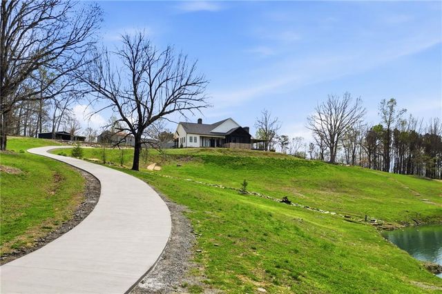 738 Overlook Trail, Acworth, GA 30101