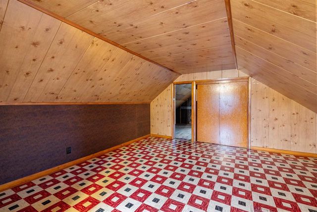 4306 E 2nd St, Superior, WI 54880