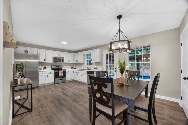 908 Clay Hill Drive, Soddy Daisy, TN 37379