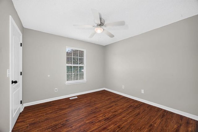908 Clay Hill Drive, Soddy Daisy, TN 37379