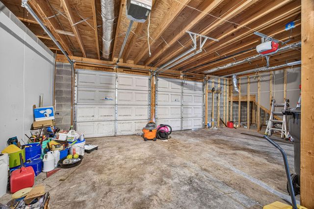 908 Clay Hill Drive, Soddy Daisy, TN 37379