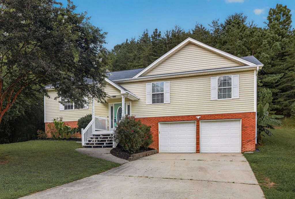 908 Clay Hill Drive, Soddy Daisy, TN 37379