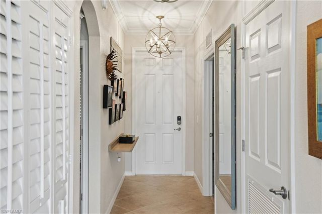 9715 Acqua CT # 113, Naples, FL 34113