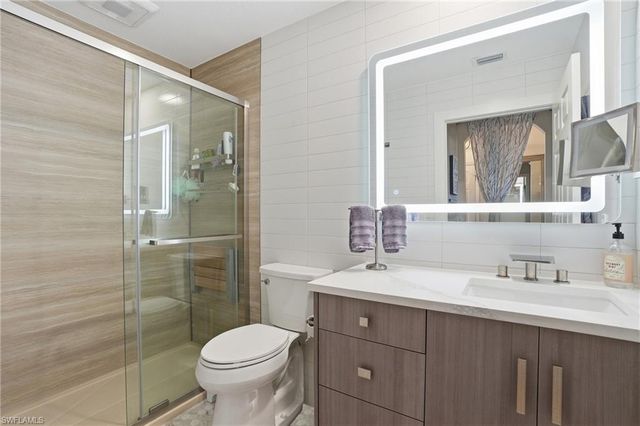 9715 Acqua CT # 113, Naples, FL 34113