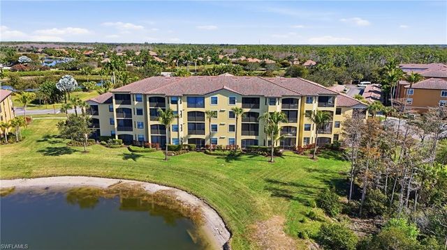 9715 Acqua CT # 113, Naples, FL 34113