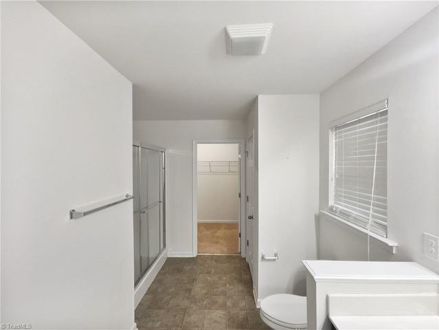 2102 Longburn Drive, Kernersville, NC 27284