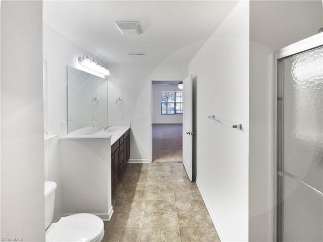 2102 Longburn Drive, Kernersville, NC 27284