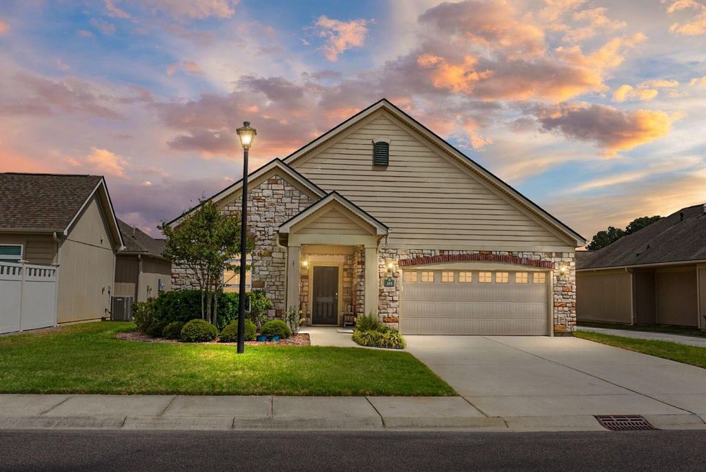 255 Village Stone Circle, Summerville, SC 29486