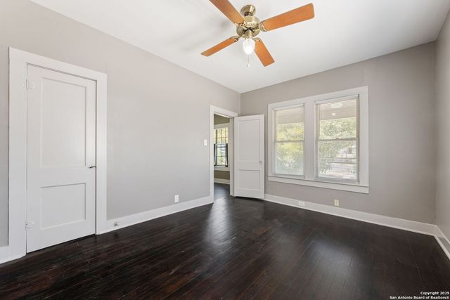 2022 Sacramento, San Antonio, TX 78201