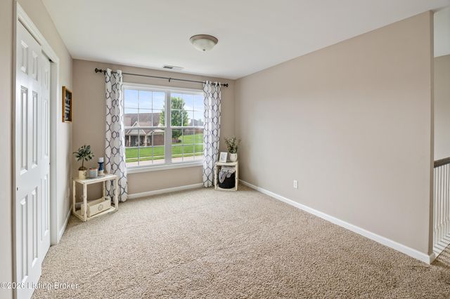 133 N Canterbury Glen Dr, Mt Washington, KY 40047