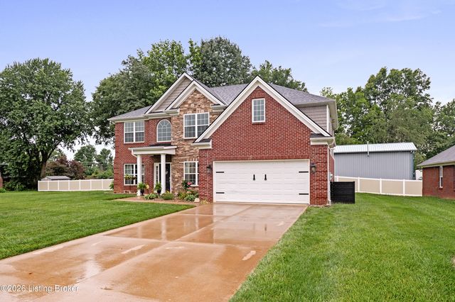 133 N Canterbury Glen Dr, Mt Washington, KY 40047