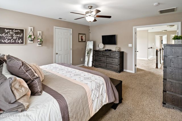 133 N Canterbury Glen Dr, Mt Washington, KY 40047