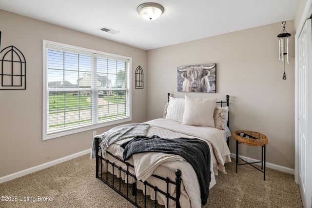 133 N Canterbury Glen Dr, Mt Washington, KY 40047