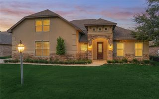 650 Edgewood Drive, Montgomery, TX 77356