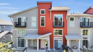 2205 W Bridge Ave, Spokane, WA 99201