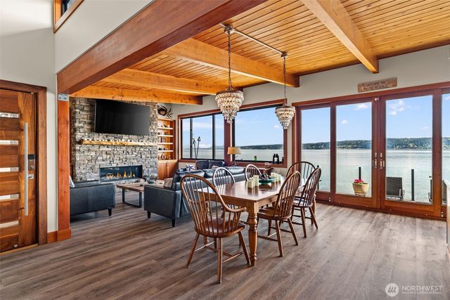 2963 Tillicum Beach Drive, Camano Island, WA 98282