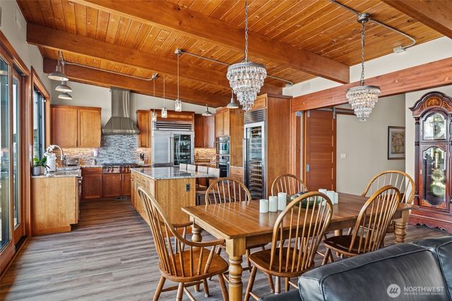 2963 Tillicum Beach Drive, Camano Island, WA 98282