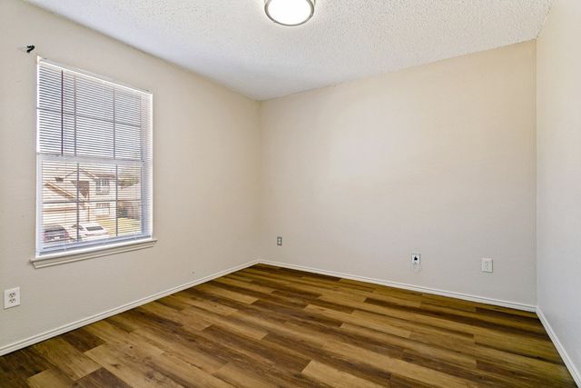 4721 Palm Ridge Drive, Fort Worth, TX 76133