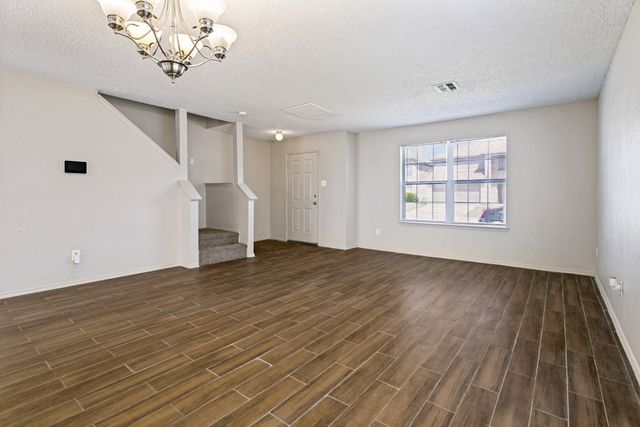 4721 Palm Ridge Drive, Fort Worth, TX 76133