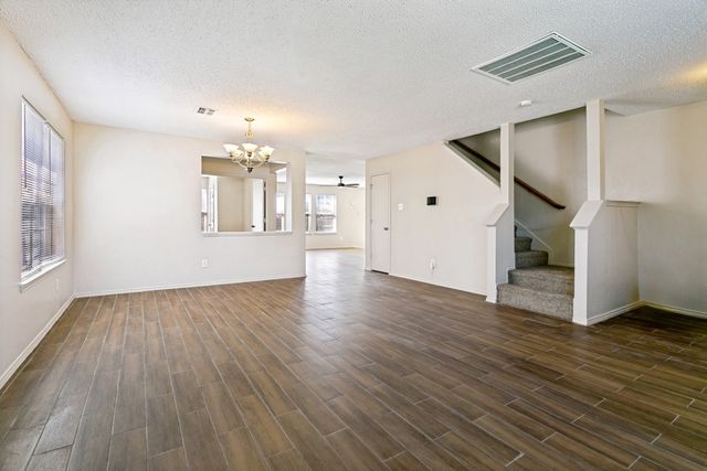 4721 Palm Ridge Drive, Fort Worth, TX 76133