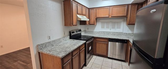 9696 Walnut Street 2004, Dallas, TX 75243