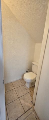 9696 Walnut Street 2004, Dallas, TX 75243