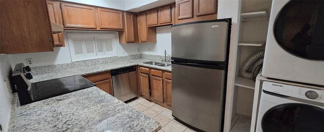 9696 Walnut Street 2004, Dallas, TX 75243
