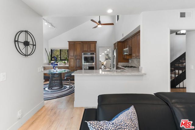 24946 Ravenswood, Lake Forest (el Toro), CA 92630