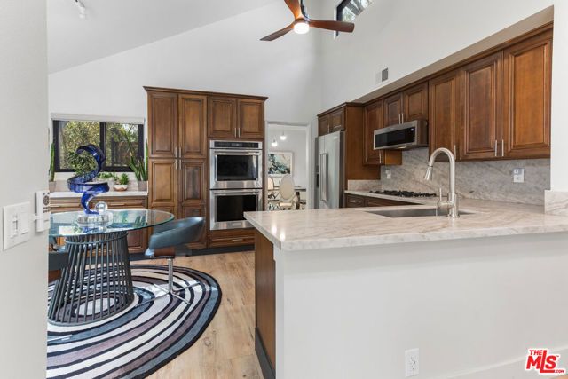 24946 Ravenswood, Lake Forest (el Toro), CA 92630