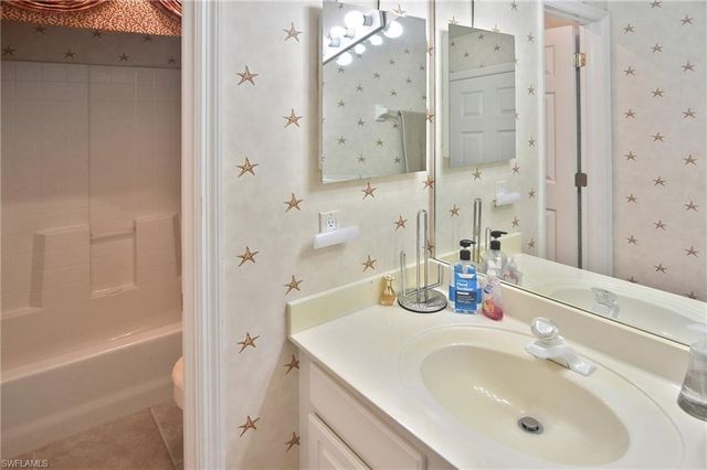 9161 Pittsburgh BLVD, Fort Myers, FL 33967