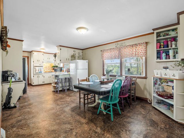 1970 Crestridge RD, Bassett, VA 24055
