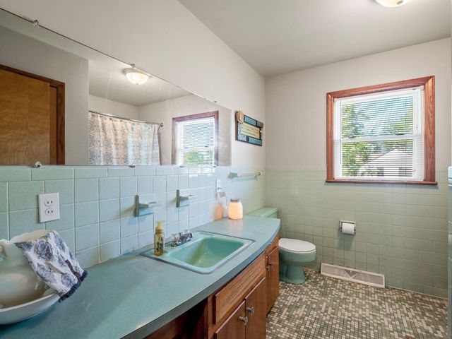 1970 Crestridge RD, Bassett, VA 24055