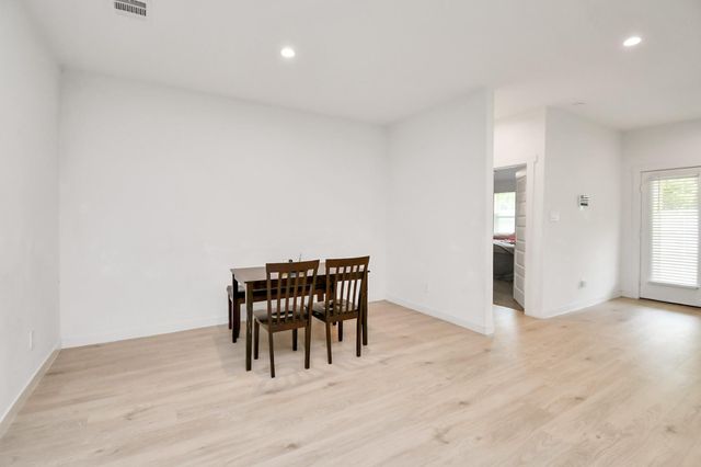 1674 Westway Drive, Fresno, TX 77545