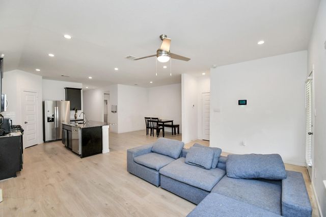 1674 Westway Drive, Fresno, TX 77545