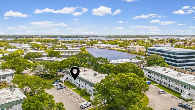2800 Indian River Boulevard 4Q, Vero Beach, FL 32960