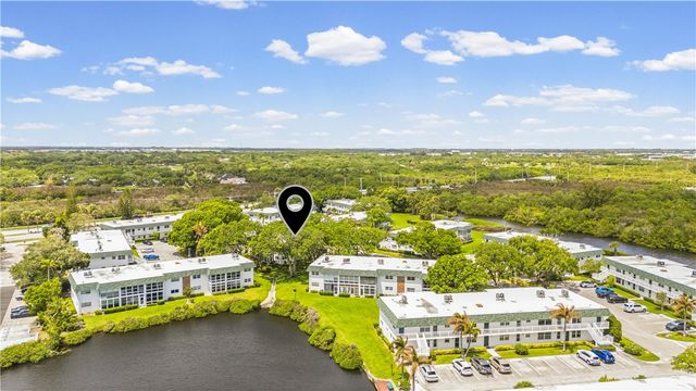 2800 Indian River Boulevard 4Q, Vero Beach, FL 32960